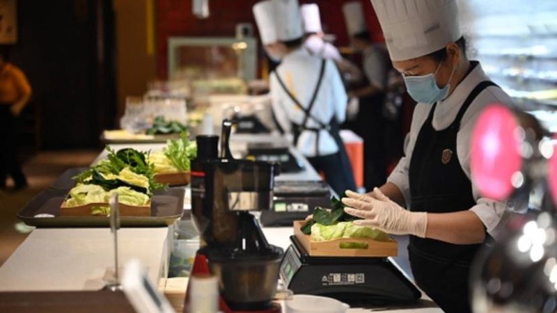 深圳餐饮加盟设备：揭秘设备选型的关键因素