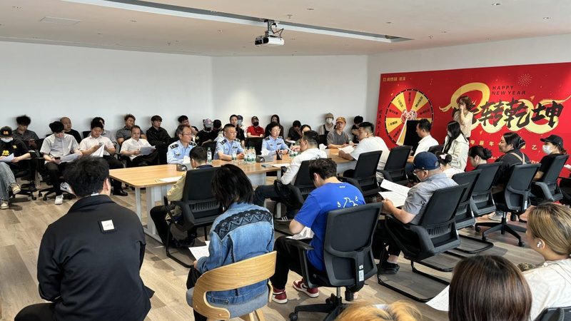 鸡精与味精：揭秘调味品背后的科学奥秘